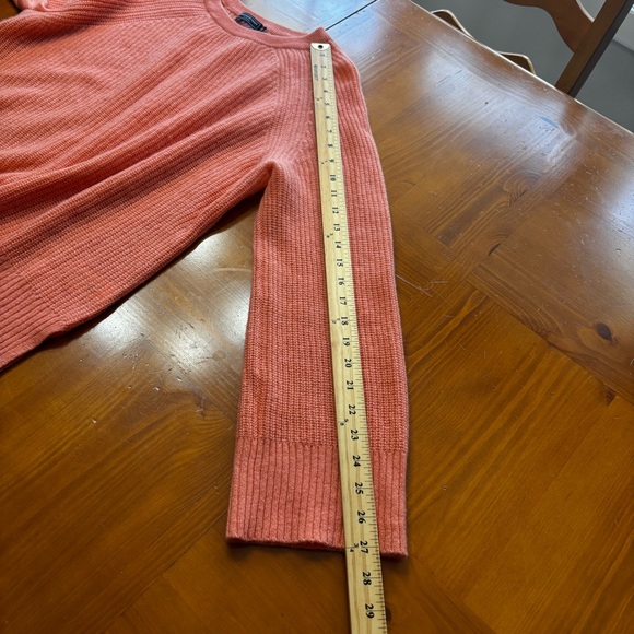 Vineyard Vines Tequila Sunrise Size M Crew Neck Cashmere Sweater Peach Coral - Picture 8 of 11